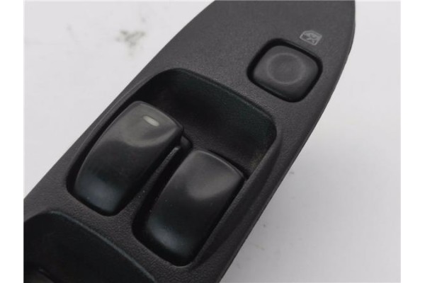 Recambio de mando elevalunas delantero izquierdo para mitsubishi space star (dg0) 1.3 16v (dg1a) referencia OEM IAM MR915962  