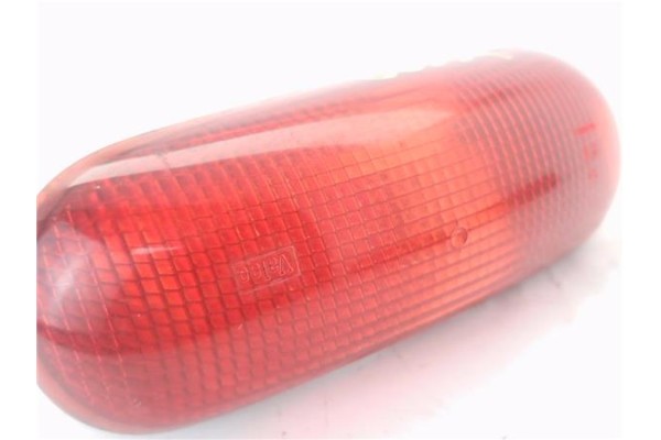 Recambio de luz central de freno para nissan kubistar (x76) 1.2 referencia OEM IAM 7700308721  