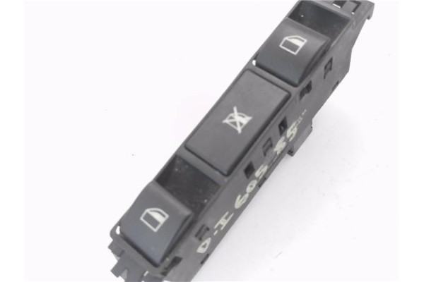 Recambio de mando elevalunas delantero izquierdo para bmw serie 3 berlina (e46) 2.0 320d referencia OEM IAM 6902184  
