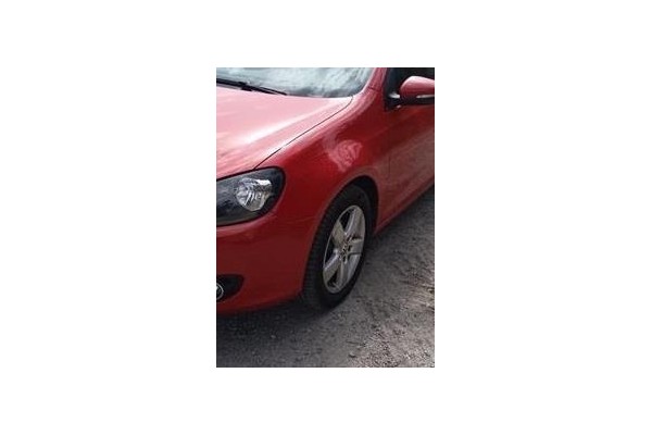 Recambio de aleta delantero izquierda para volkswagen golf vi (5k1) 1.6 advance referencia OEM IAM 5K6821021B  