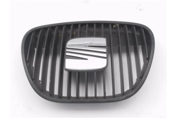 Recambio de rejilla capo para seat ibiza (6l1) 1.9 tdi referencia OEM IAM 6L0853654 6L0853679 