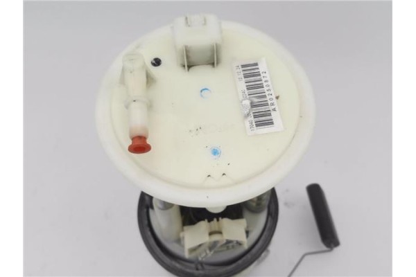 Recambio de bomba combustible para nissan qashqai (j10) 2.0 referencia OEM IAM 17040JD055A  