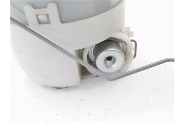 Recambio de bomba combustible para nissan qashqai (j10) 2.0 referencia OEM IAM 17040JD055A  