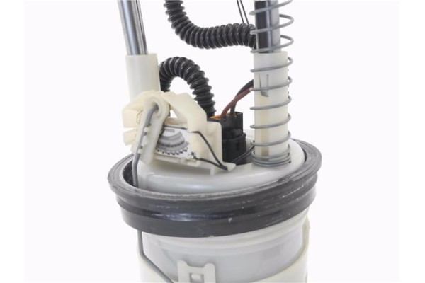 Recambio de bomba combustible para nissan qashqai (j10) 2.0 referencia OEM IAM 17040JD055A  