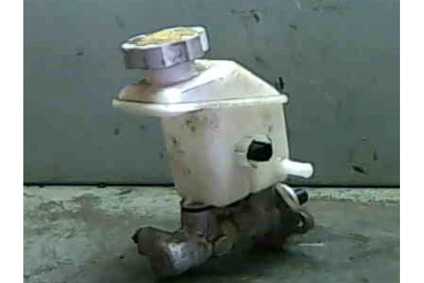 Recambio de bomba freno para kia rio (2005) 1.6 cvvt referencia OEM IAM   