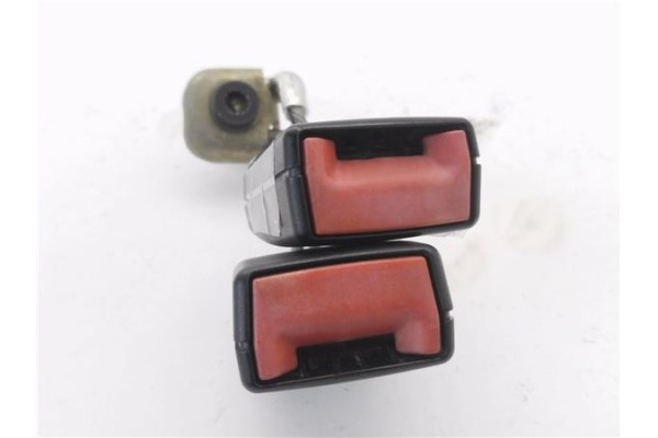 Recambio de anclaje cinturon trasero izquierdo para volkswagen passat berlina (3c2) 2.0 tdi 16v referencia OEM IAM 3C0857739B  