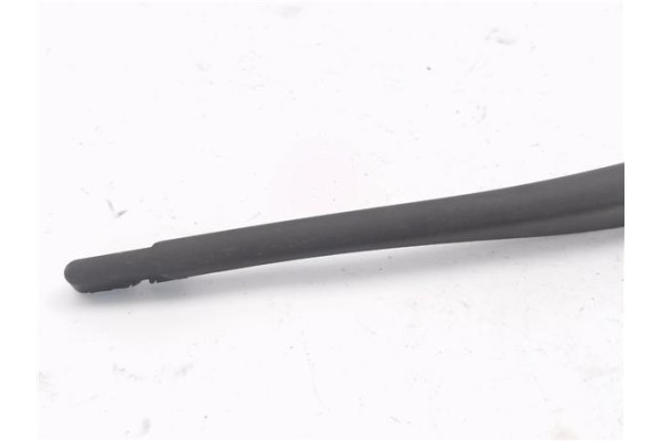 Recambio de brazo limpiaparabrisas trasero para peugeot 206 1.6 xs referencia OEM IAM 9628679777  