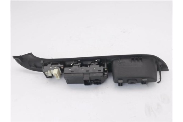 Recambio de mando elevalunas delantero izquierdo para mazda 6 berlina (gg) 2.3 sportive (4-ptas.) referencia OEM IAM GJ6A684L6  