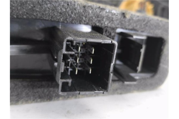 Recambio de piloto trasero izquierdo para ford fiesta v (jh_, jd_) 1.3 referencia OEM IAM E410876  