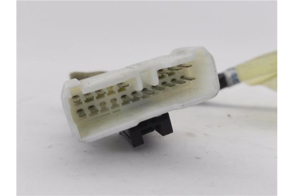 Recambio de mando elevalunas delantero izquierdo para subaru legacy v 2.0 d referencia OEM IAM 94263AJ030 157525 