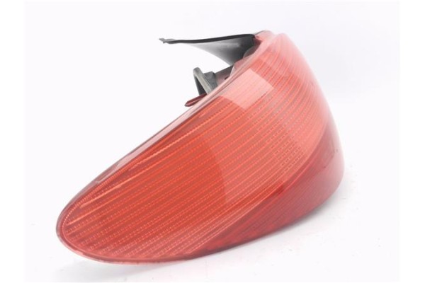 Recambio de piloto trasero izquierdo para peugeot 206 2.0 hdi 90 referencia OEM IAM E27203  