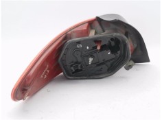 Recambio de piloto trasero derecho para peugeot 206 2.0 hdi 90 referencia OEM IAM E27203  