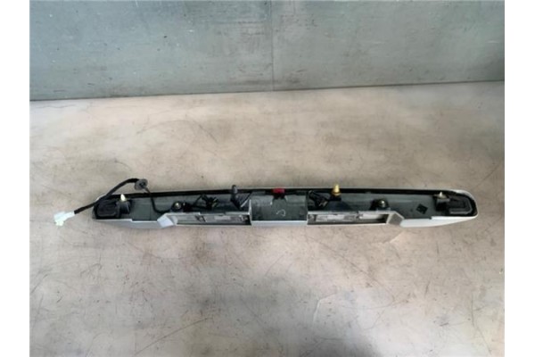 Recambio de moldura porton trasero para mitsubishi space star (dg0) 1.9 1900 di-d plus referencia OEM IAM 8341A016  