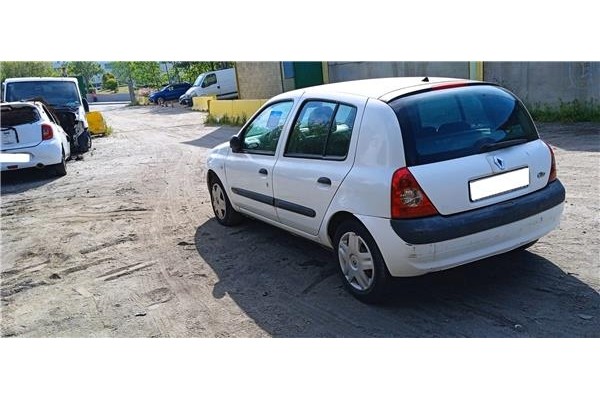 renault clio ii (xbo) del año 2003