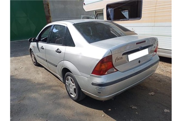 ford focus sedán (dfw) del año 2002
