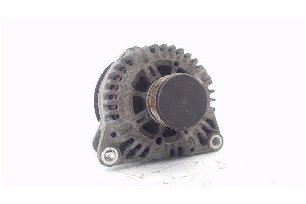 Recambio de alternador para peugeot 207 1.6 hdi referencia OEM IAM 5705NH  