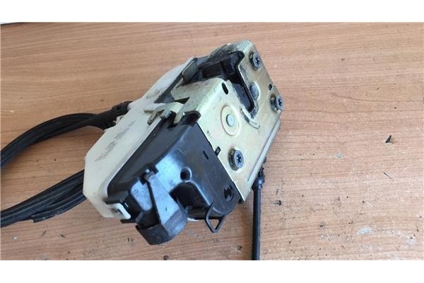Recambio de cierre electromagnetico delantero izquierdo para citroen c2 (2003) 1.4 vtr [1,4 ltr. - 54 kw] referencia OEM IAM 521