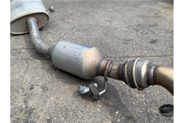 Recambio de tubo escape completo para mercedes-benz clase b (bm 245) 2.0 180 cdi (245.207) referencia OEM IAM   