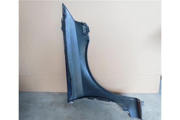 Recambio de aleta delantero izquierda para renault laguna ii (bg0) 2.2 dci (bg09) referencia OEM IAM 7701475993  