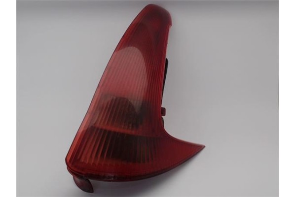 Recambio de piloto trasero derecho para peugeot 206 sw referencia OEM IAM 9641540577  