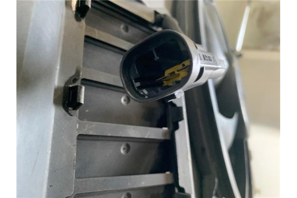Recambio de electroventilador para citroen c4 picasso 1.6 hdi referencia OEM IAM 1253L4  