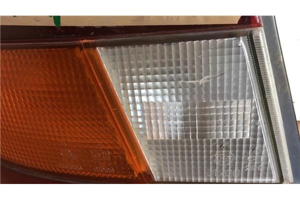 Recambio de piloto trasero izquierdo para hyundai lantra (j1) 1.5 gls referencia OEM IAM 0235043504  