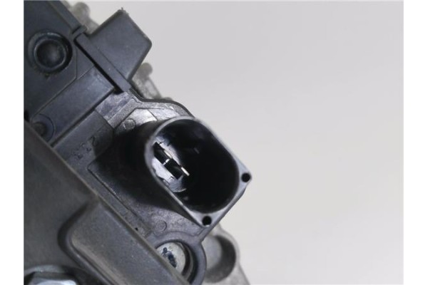 Recambio de alternador para seat cordoba vario (6k5) 1.9 stella referencia OEM IAM 38903018P 0124515010 