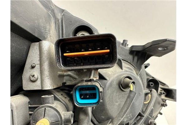 Recambio de faro delantero izquierdo para mitsubishi lancer berlina/ familiar (cs0a/w) vii 2.0 di-d referencia OEM IAM   