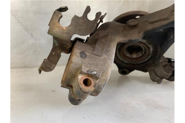 Recambio de mangueta delantero derecha para peugeot 306 (7b, n3, n5) 1.6 referencia OEM IAM 364754  