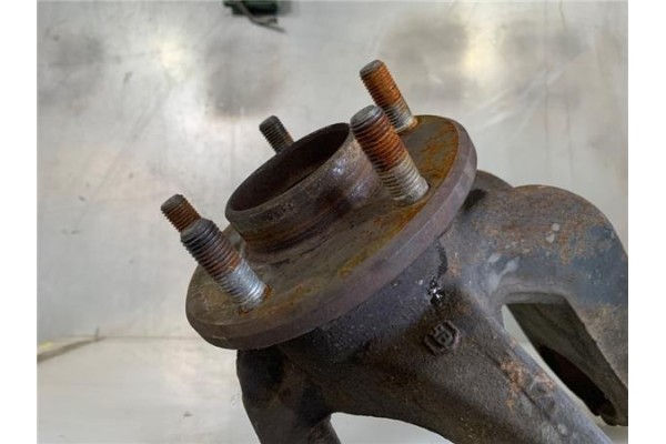 Recambio de mangueta delantero izquierda para ford mondeo iii (b5y) 2.0 tdci referencia OEM IAM 1307835  