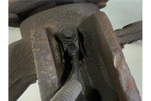 Recambio de mangueta delantero izquierda para ford fiesta v (jh_, jd_) 1.4 tdci referencia OEM IAM 1763100  