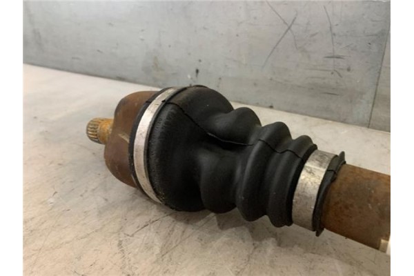 Recambio de palier delantero izquierdo para citroen c4 picasso 1.6 hdi referencia OEM IAM 3272LW  