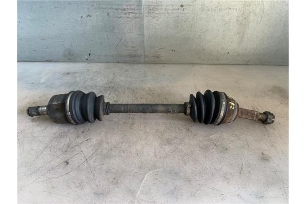 Recambio de palier delantero izquierdo para hyundai lantra familiar (rd) 1.6 16v referencia OEM IAM 4950729A00  