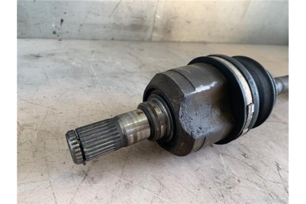 Recambio de palier delantero izquierdo para hyundai lantra familiar (rd) 1.6 16v referencia OEM IAM 4950729A00  