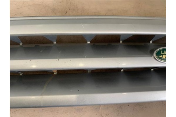 Recambio de rejilla paragolpes delantero para land rover discovery 2.7 td referencia OEM IAM   
