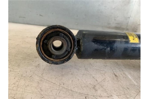 Recambio de amortiguador delantero izquierdo para land rover discovery 2.7 td referencia OEM IAM   