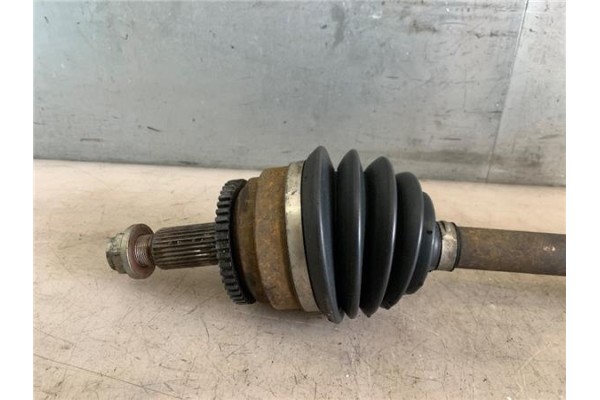 Recambio de palier delantero izquierdo para land rover discovery 2.7 td referencia OEM IAM   