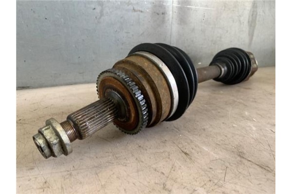 Recambio de palier delantero izquierdo para land rover discovery 2.7 td referencia OEM IAM   