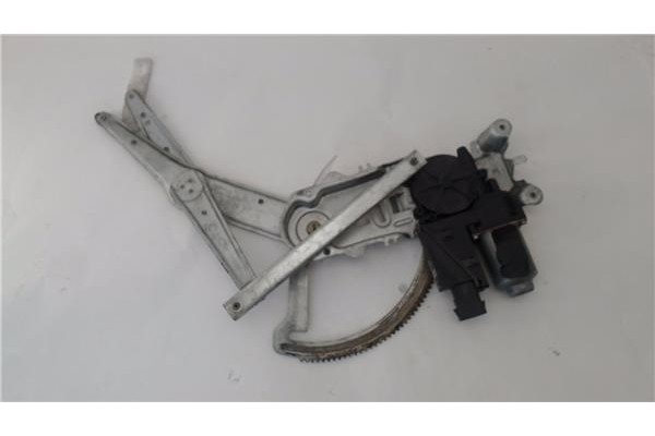 Recambio de mecanismo elevalunas delantero izquierdo para opel combo (corsa c) 1.3 cdti 16v referencia OEM IAM 13173068  