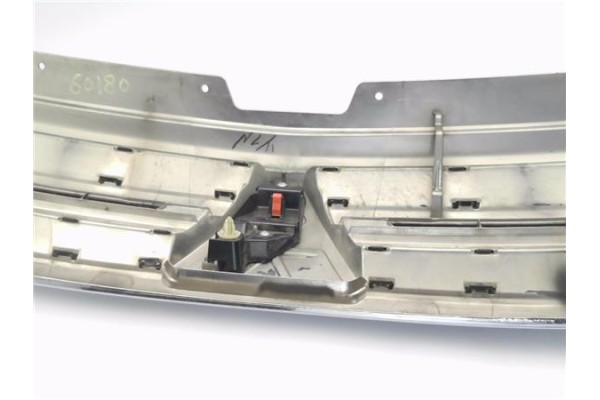 Recambio de rejilla capo para mitsubishi outlander (gf0/gg0) 2.0 phev kaiteki 4wd (gg2w) referencia OEM IAM 7450A992  