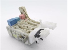 Recambio de caja reles para toyota yaris (ksp9/scp9/nlp9) 1.3 vvt-i referencia OEM IAM 8273052700 8G021960 