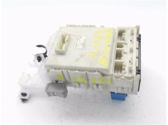 Recambio de caja reles para toyota yaris (ksp9/scp9/nlp9) 1.3 vvt-i referencia OEM IAM 8273052700 8G021960 