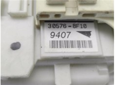 Recambio de caja reles para toyota yaris (ksp9/scp9/nlp9) 1.3 vvt-i referencia OEM IAM 8273052700 8G021960 