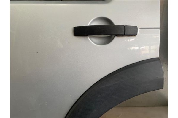 Recambio de puerta trasero izquierda para land rover discovery 2.7 td referencia OEM IAM   