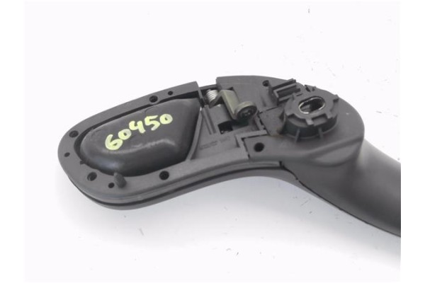 Recambio de manilla int. puerta trasero izquierda para seat leon (1m1) 1.6 16 v referencia OEM IAM 1M0837113  