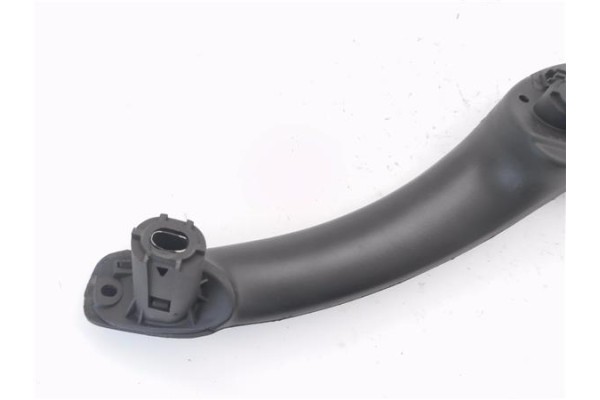 Recambio de manilla int. puerta trasero derecha para seat leon (1m1) 1.6 16 v referencia OEM IAM 1M0837114  