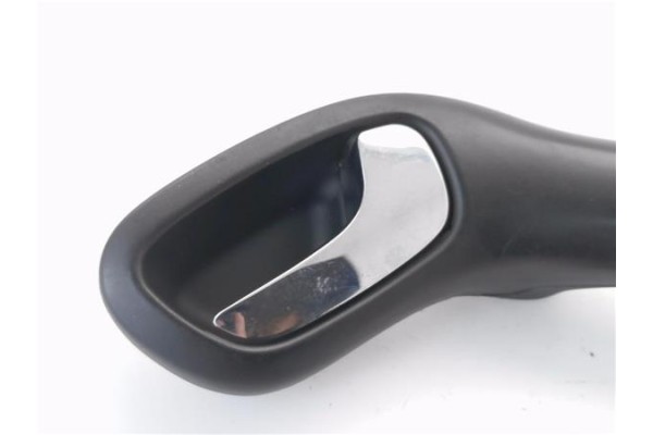 Recambio de manilla int. puerta delantero derecha para seat leon (1m1) 1.6 16 v referencia OEM IAM 1M0837114  