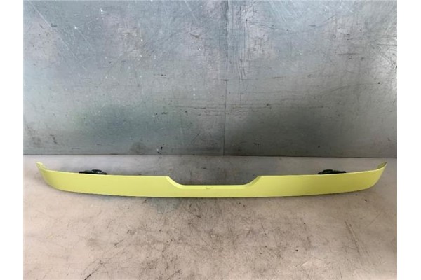 Recambio de aleron trasero para citroen c2 1.4 hdi referencia OEM IAM 8742F8  