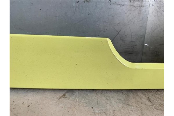 Recambio de aleron trasero para citroen c2 1.4 hdi referencia OEM IAM 8742F8  
