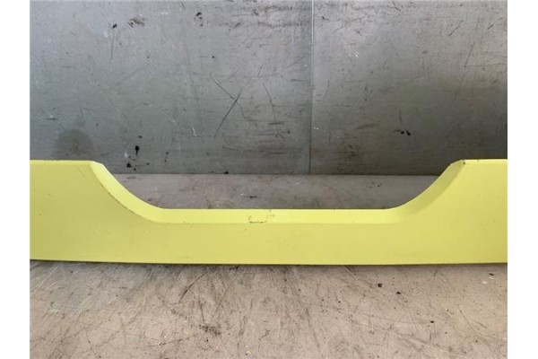 Recambio de aleron trasero para citroen c2 1.4 hdi referencia OEM IAM 8742F8  